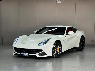 Ferrari F12berlinetta 2013
