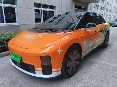 Li Auto i6 2025