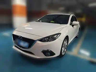 Mazda Mazda3 Axela 2015