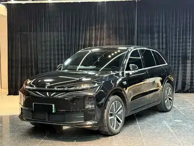 Li Auto L6 2024