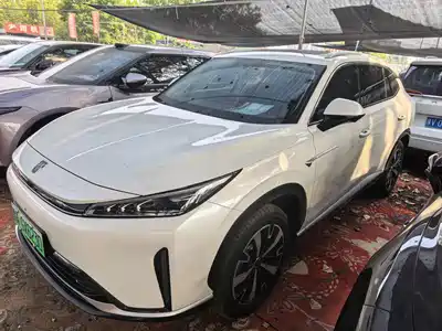Roewe D5X DMH 2024