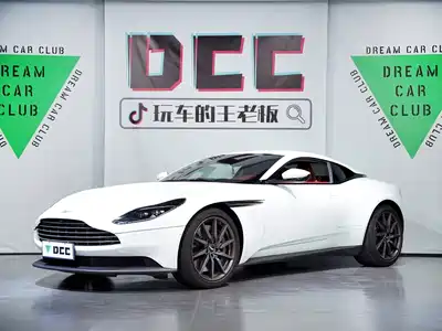 Aston Martin DB11 2022