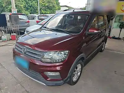 Dongfeng Fengguang 370 2016