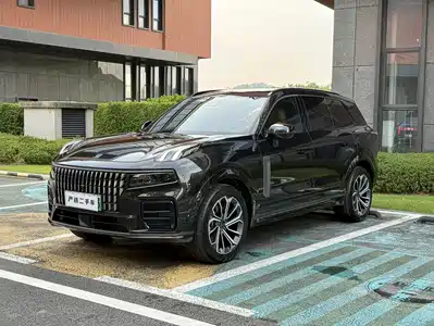 Lynk & Co 09 EM-P 2022