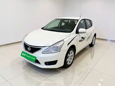 Nissan Tiida 2015