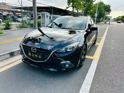 Mazda Mazda3 Axela 2016