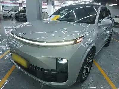 Li Auto L8 2022