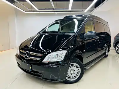 Mercedes-Benz Vito 2013