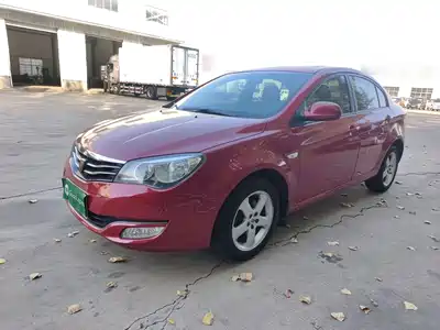 Roewe 350 2015