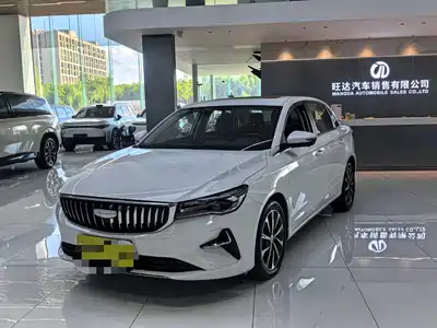 Geely Emgrand 2025