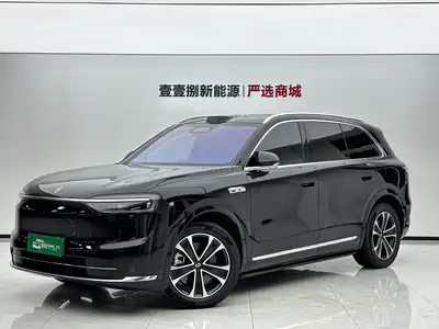AITO Wenjie M7 2025