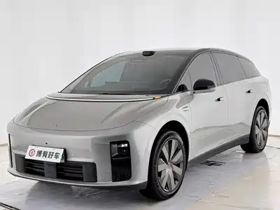 Li Auto i6 2025