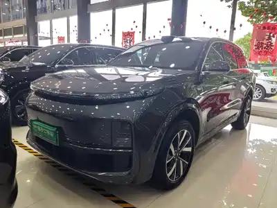 Li Auto L8 2024