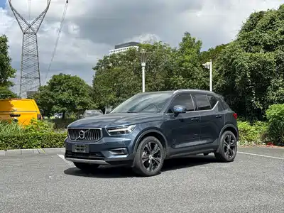 Volvo XC40 2021
