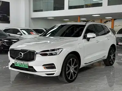 Volvo XC60 Plug-in Hybrid 2021