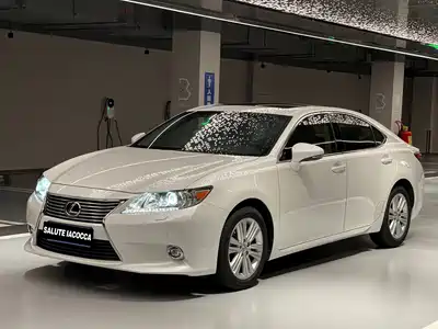Lexus ES 2018