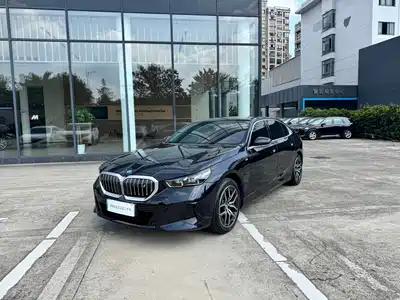 BMW i5 2026