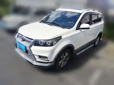 BAIC Huansu S3 2017