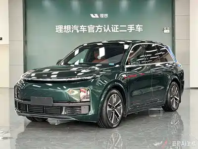 Li Auto L8 2024