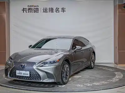 Lexus LS 2019
