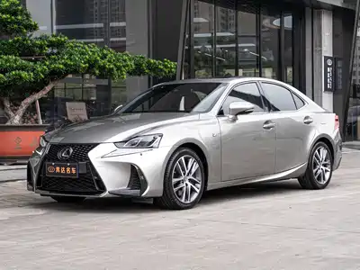 Lexus IS 2018