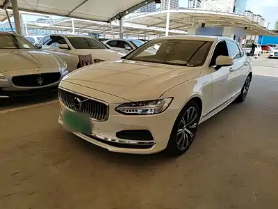 Volvo S90 2022