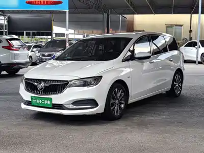 Buick GL6 2018