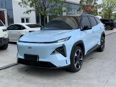 Geely Galaxy L7 2023