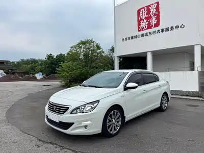 Peugeot 408 2016