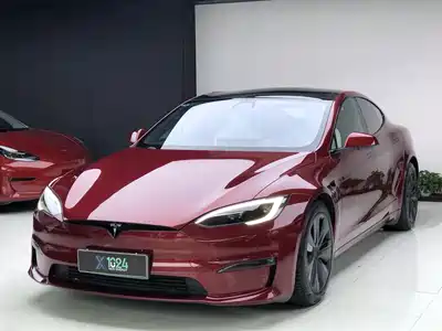 Tesla Model S 2023