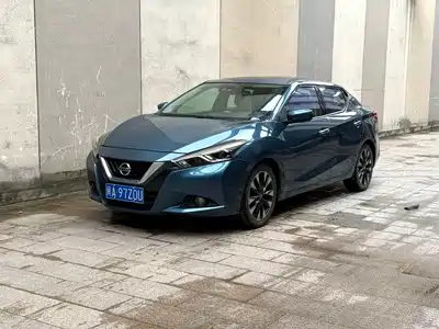 Nissan Bluebird 2015