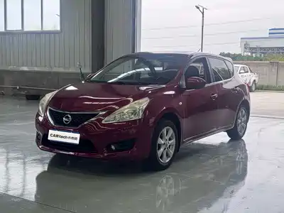Nissan Tiida 2013