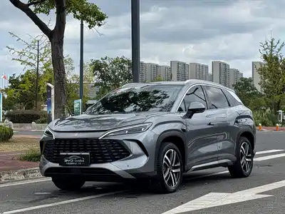 BYD Song L DM-i 2025