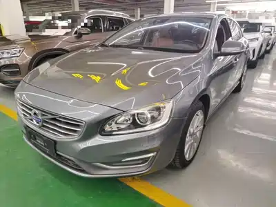 Volvo S60 2015