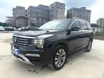 GAC Trumpchi GS8 2017