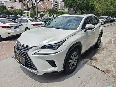 Lexus NX 2018