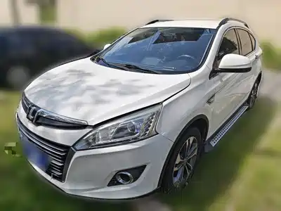 Luxgen U6 SUV 2017