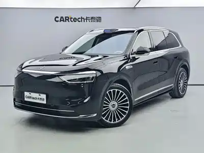 AITO Wenjie M8 2025