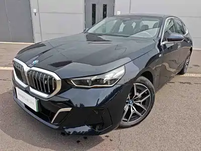 BMW i5 2025
