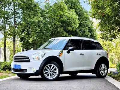 MINI COUNTRYMAN 2012