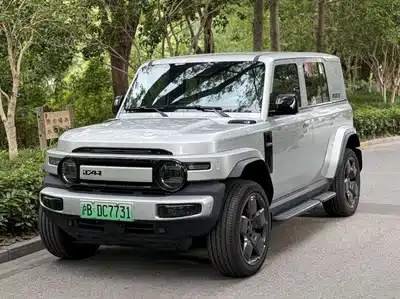 iCAR V23 2025