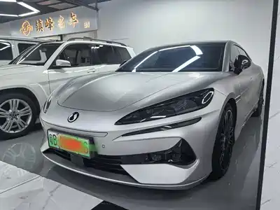Denza Z9GT 2025