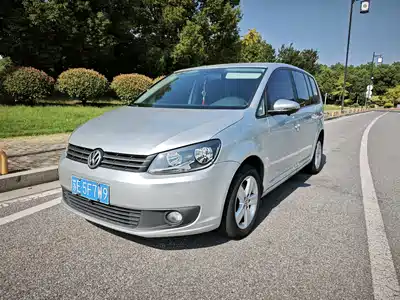 Volkswagen Touran 2015