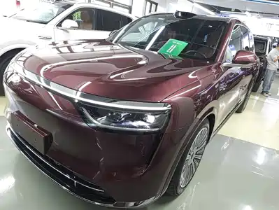 AITO Wenjie M8 2025