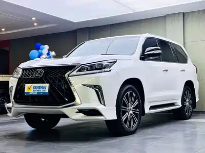 Lexus LX 2018