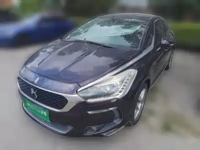 DS 5 2017