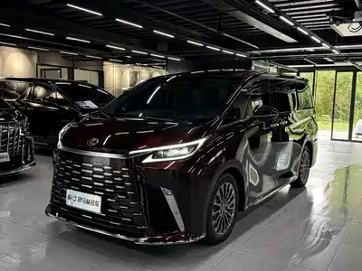 Lexus LM 2024