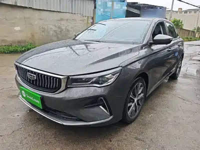 Geely Emgrand 2023