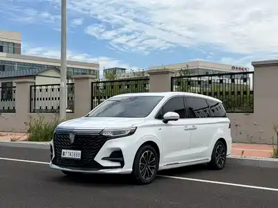 Roewe iMAX8 2021