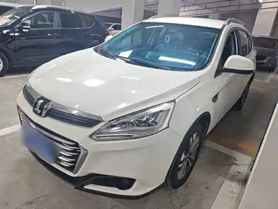Luxgen U6 SUV 2018
